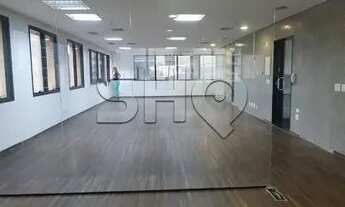 Imagem 4: Conjunto comercial á 250m da AV. Faria Lima