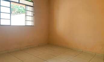 Imagem 3: BELO HORIZONTE - Casa Padrão - Piratininga (Venda Nova