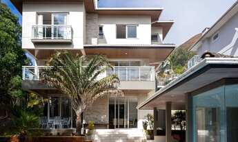 Imagem 2: Imóvel residencial à venda - Casa 3 suítes - piscina - área gourmet - Bairro Vale dos Pin