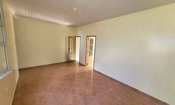 Imagem 2: Alugo Casa com 2 quartos (1 suíte) - Prox a Duque de Caxias - Bairro do Marco