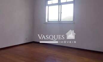 Imagem 3: Apartamento com 3 dormitórios para alugar, 90 m² por R$ 2.000,00/mês - Tijuca - Teresópoli