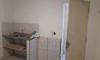 Imagem 4: Aluga-se Kitnet Quarto com aluguel por R$550 /mês