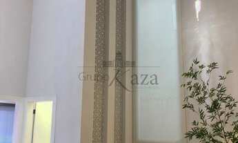 Imagem 5: Lindo Sobrado - Condomínio Residencial Villas de Sant´Anna - Jacareí - 300m² - 4 Suítes