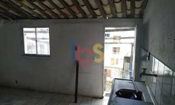 Imagem 7: Casa com terreno para construção