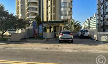 Imagem 3: Espaço e conforto em Florianópolis: apartamento semimobiliado ideal para famílias