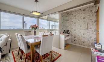 Imagem 4: Imóvel para venda possui 86 metros quadrados com 3 quartos em Menino Deus - Porto Alegre