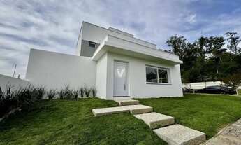 Imagem 2: Casa nova com 4 dormitórios (2 suítes), 4 banheiros e gourmet com churrasqueira