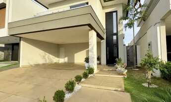 Imagem: Sobrado com móveis planejados e energia