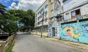 Imagem 3: Prédio com 3 pavimentos com 401m², à venda no Maracanã por R$490.000