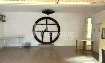 Imagem 4: Aluga-se casa com 3 dormitórios em Ipanema com 250m² por R$ 4.400,00