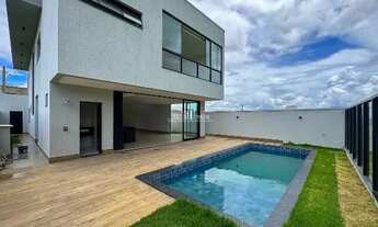 Imagem 7: Sobrado com 4 suítes plenas, incluindo uma suíte térrea, Localizado no Jardins Nápoles