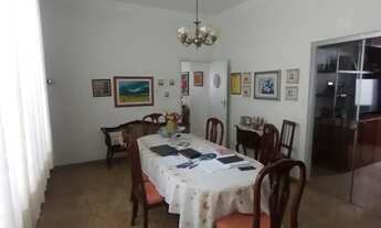 Imagem 3: CASA CENTRO DE GOIÂNIA Casa de Rua com 7 Quarto(s) e 5 banheiro(s) à Venda, 400.00 por R