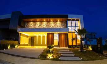 Imagem: Casa Nova de Alto Padrão a Venda em Condomínio