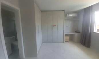 Imagem 2: Casa com 3 Suítes À Venda no Condominio Portão do Sol em Buraquinho - Lauro de Freitas - B