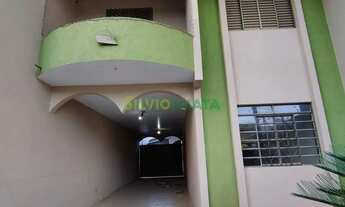 Imagem: EXCELENTE SOBRADO DE 04 QUARTOS, PARA MORAR