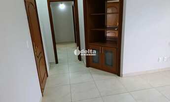 Imagem 7: Apartamento com 3 quartos sendo 1 suíte disponível para locação no bairro Centro em Uberlâ