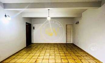 Imagem 3: Espaçoso Sobrado à Venda no Bairro Redentora em São José do Rio Preto - Excelente Oportuni