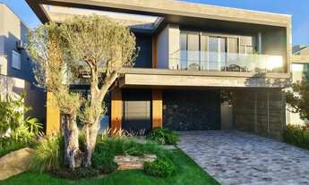 Imagem: Casa nunca habitada com 05 suítes à venda