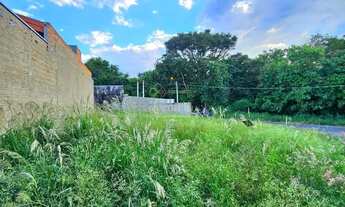 Imagem: Terreno de esquina à venda no Santa Cruz