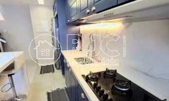 Imagem 7: Imóvel para venda possui 150 metros quadrados com 4 quartos em Tijuca - Rio de Janeiro - R