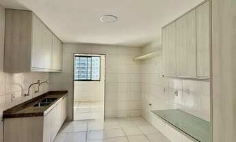 Imagem 6: Imóvel para venda tem 146 metros quadrados com 3 quartos em Renascença - São Luís - MA