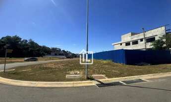 Imagem 2: Casa de condomínio para venda tem 721 metros quadrados em Parque Cidade - Goiânia - GO