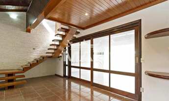 Imagem 4: CURITIBA - Casa Padrão - Portão