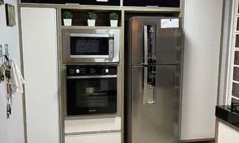 Imagem 3: Sobrado à venda no Condomínio Girassóis 2 no Jardim Morumbi em São José dos Campos-SP