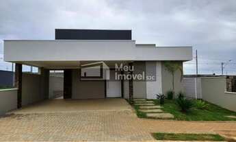 Imagem: Casa à venda com 03 quartos (todos suítes)