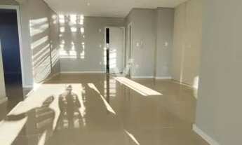 Imagem 2: Apartamento no Lago Moraine, andar alto, com 2 suítes, frente, bairro Fazenda, Itajaí/SC