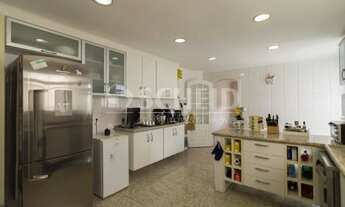 Imagem 6: Casa a venda em condomínio fechado no Jardim Marajoara com 4 dorms,5 vagas, lazer completo