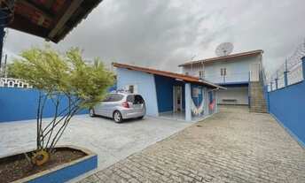 Imagem 1: Casa com 4 dormitórios