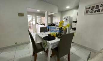 Imagem 7: QR 2 Candangolândia Casa 2 quartos lote 128m² 2 suites 3 vagas Ac Financiamento