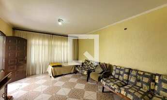 Imagem 4: Casa para Aluguel - Jardim Botucatu, 2 Quartos, 130 m2