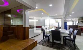 Imagem 2: Apartamento para Aluguel - Guilhermina, 3 Quartos, 386 m2