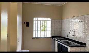 Imagem 4: ALUGO CASA COM 2/4