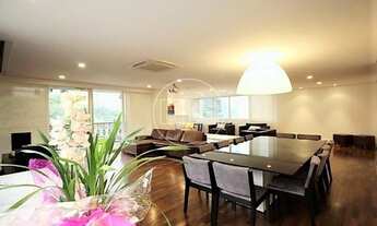 Imagem 3: PIATÃ - ITAIM BIBI - Venda ou Locação - 330 m² - 4 Quartos (3 Suítes) - 3 Vagas