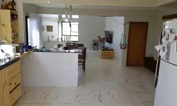 Imagem 2: ALUGo Casa de esquina - Alugo - espaço e tranquilidade