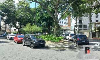 Imagem 6: Casa terreá para locação em frente a uma praça bem tranquila e com vigia 24 horas