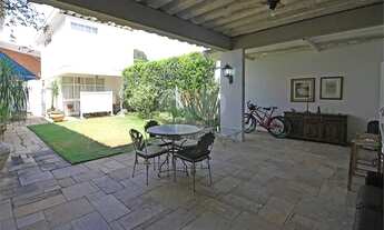 Imagem: São Paulo - Casa Padrão - ALTO DE PINHEIROS