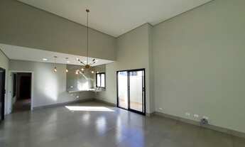 Imagem 3: Casa de condomínio para venda possui 180 metros quadrados com 3 quartos