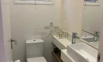 Imagem 3: Lindo Sobrado - Condomínio Residencial Villas de Sant´Anna - Jacareí - 300m² - 4 Suítes