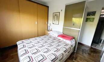 Imagem 5: Apartamento dois dormitórios, uma vaga, Bairro Cristal