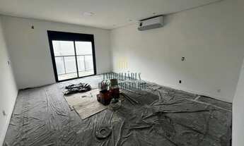 Imagem 6: Casa com 4 quartos, sendo 3 suítes, piscina e 2 vagas cobertas á venda no bairro Trevo