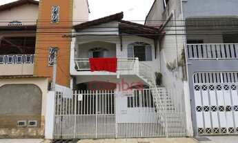 Imagem: Casas no bairro Universitário