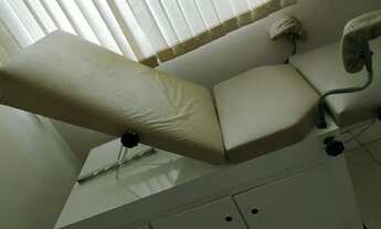 Imagem 3: Maca e aparelhos de ginecologia