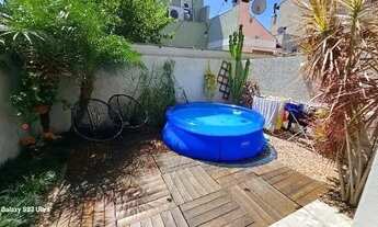 Imagem 4: Casa em Porto Alegre, no bairro Hípica, com 3 dormitório(s), e 3 banheiros, à venda