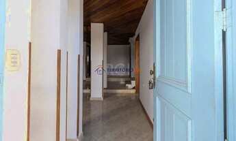 Imagem 4: Casa com piscina em localização nobre no bairro Tristeza com vista para Rio Guaíba