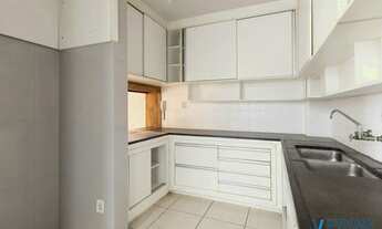 Imagem 6: Vende-se apartamento com 3 quartos (1 suíte), 134m² e 1 vaga Bom Fim