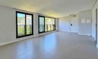 Imagem 4: Apartamento para locação no Centro de Florianópolis, com 113 m² privativos, 3 suítes e 2 v